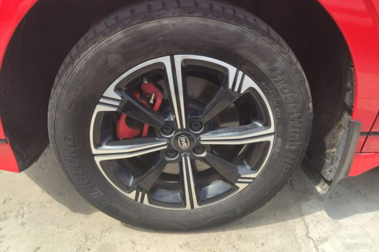 Used BYD e2 2020 Upgraded Version Extended Range Edition Premium Model Left Front Wheel Hub