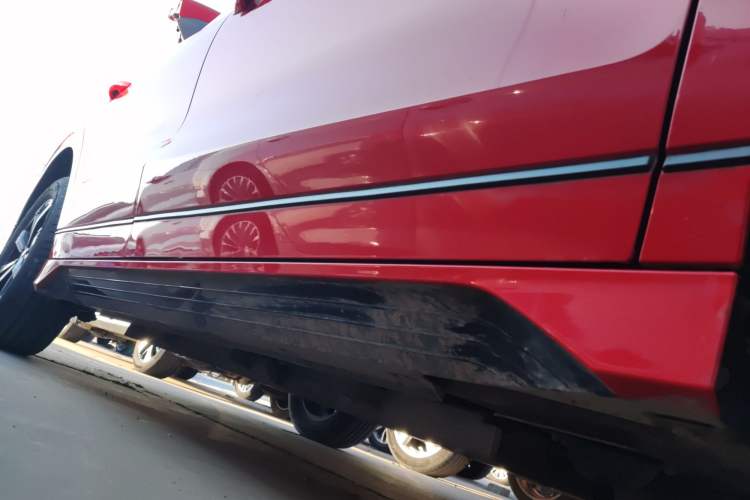 Used BYD e2 2020 Upgraded Version Extended Range Edition Premium Model Right Side Sill