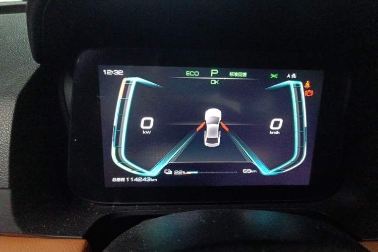 Used BYD e2 2020 Upgraded Model Standard Range Version Comfort Edition Instrument Cluster