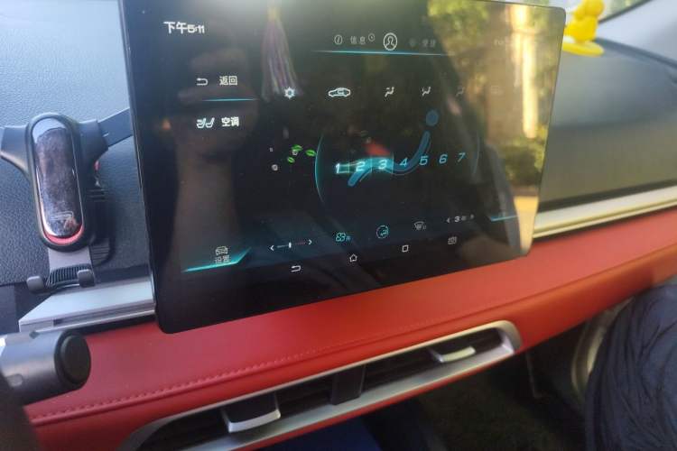Used BYD e2 2020 Upgraded Version Long-Range Edition Luxury Model Audio And AC Panel
