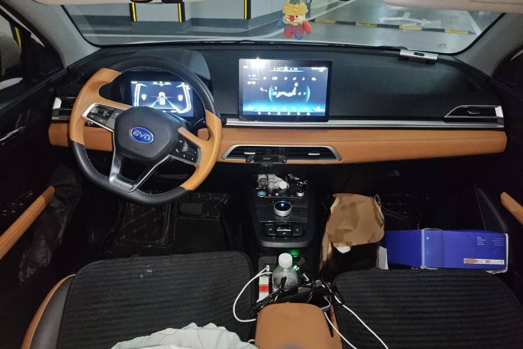 Used BYD e2 2020 Upgraded Version Extended Range Edition Premium Model Center Console