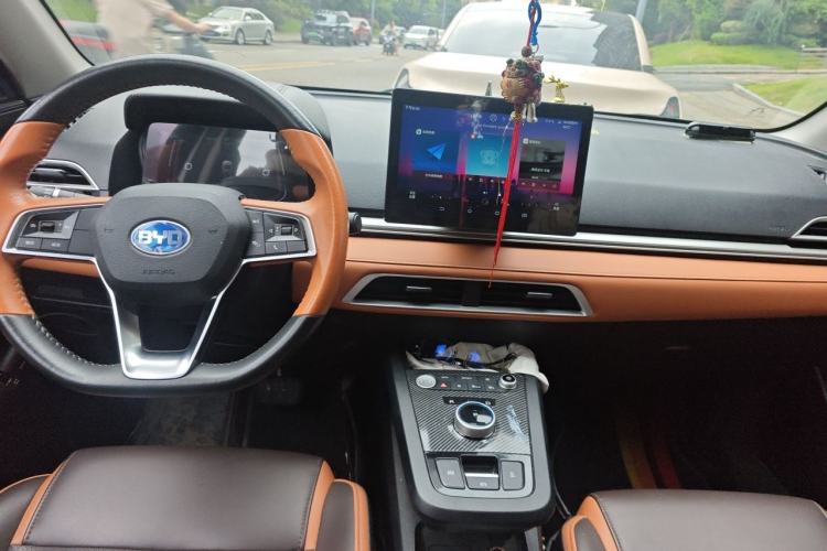 Used BYD e2 2020 Upgraded Model Standard Range Version Comfort Edition Center Console