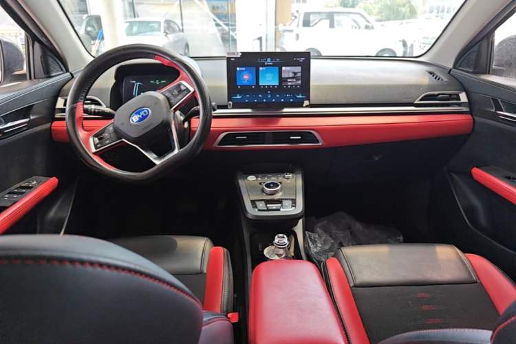 Used BYD e2 2020 Upgraded Version Extended Range Edition Premium Model Center Console