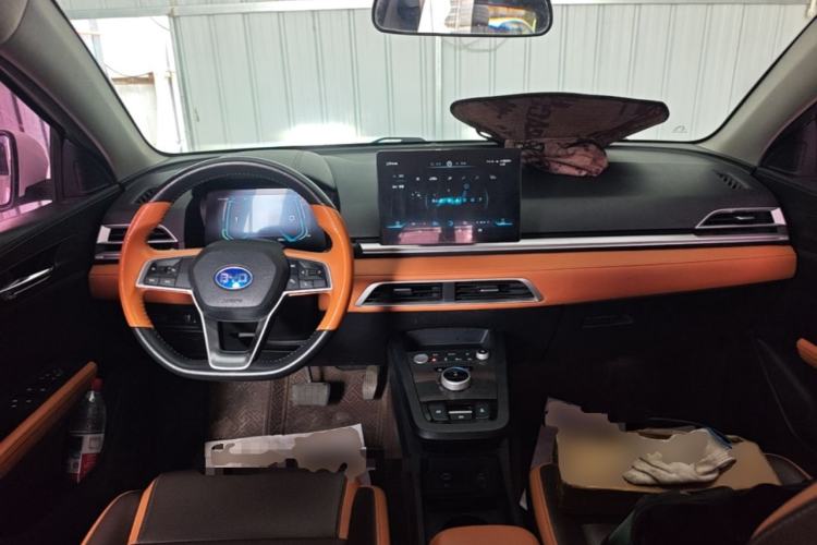 Used BYD e2 2020 Upgraded Version Long-Range Edition Luxury Model Center Console