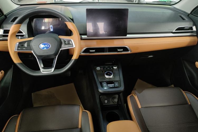 Used BYD e2 2020 Upgraded Version Long-Range Edition Luxury Model Center Console