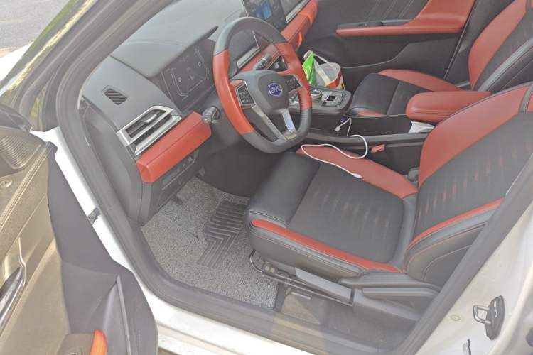 Used BYD e2 2020 Upgraded Version Extended Range Edition Premium Model Driver Seat