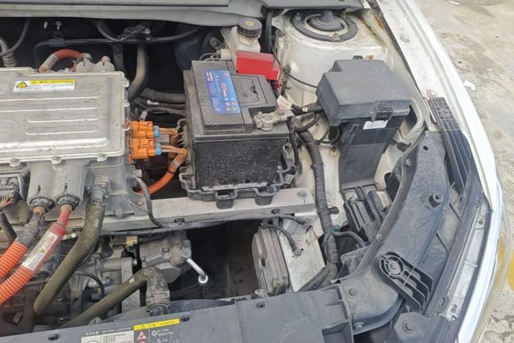 Used BYD e2 2020 Upgraded Version Long-Range Edition Luxury Model Engine Bay Left