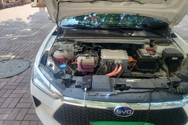 Used BYD e2 2020 Upgraded Model Standard Range Version Standard Configuration Engine Bay Right