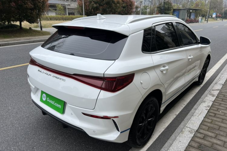 Used BYD e2 2020 Upgraded Version Long-Range Edition Luxury Model Exterior 3