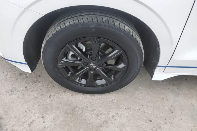 Used BYD e2 2020 Upgraded Version Extended Range Edition Premium Model Exterior 4