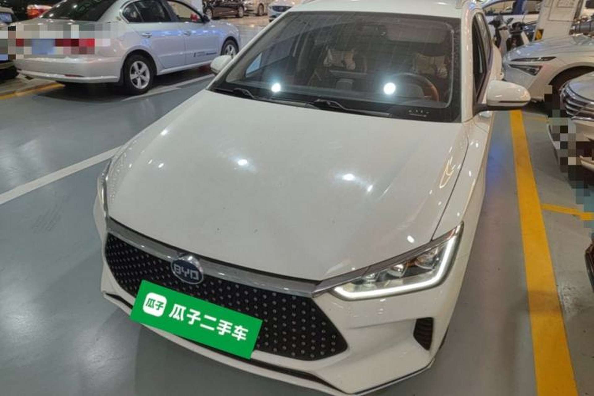 Used BYD e2 2020 Upgraded Version Long-Range Edition Luxury Model Front Left 45 Deg