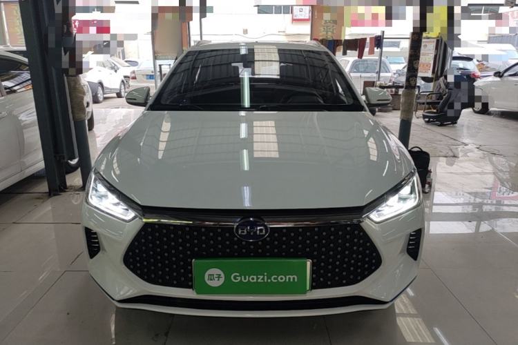 Used BYD e2 2020 Upgraded Version Long-Range Edition Luxury Model Front