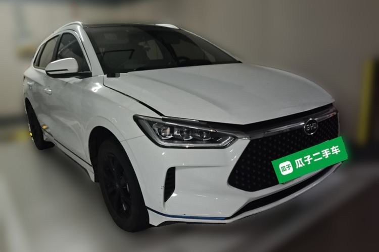 Used BYD e2 2020 Upgraded Version Extended Range Edition Premium Model Front Right 45 Deg