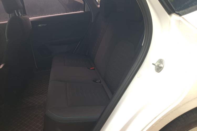 Used BYD e2 2020 Upgraded Model Standard Range Version Standard Configuration Interior 1