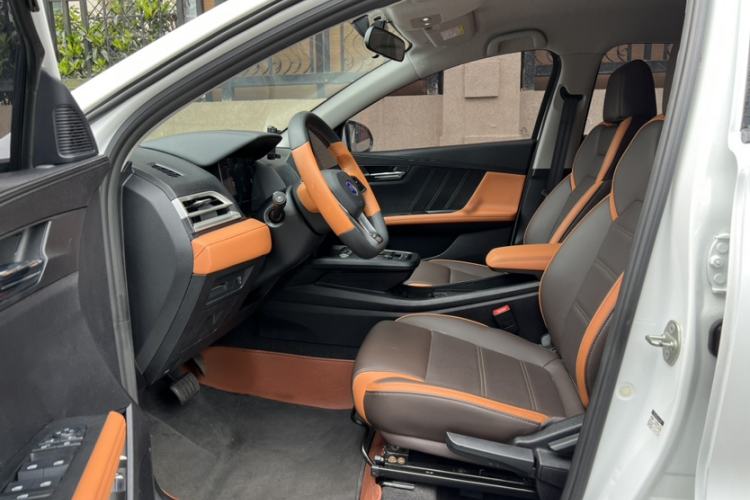 Used BYD e2 2020 Upgraded Version Long-Range Edition Luxury Model Left Front Seat