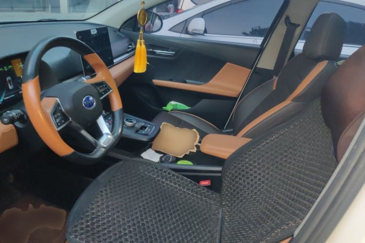 Used BYD e2 2020 Upgraded Version Extended Range Edition Premium Model Left Front Seat