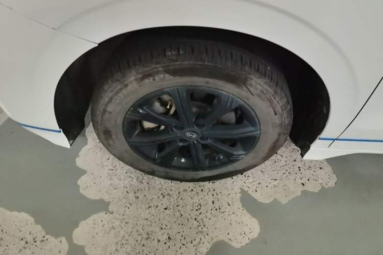 Used BYD e2 2020 Upgraded Version Long-Range Edition Luxury Model Left Front Wheel Hub