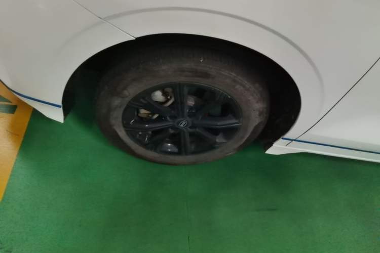 Used BYD e2 2020 Upgraded Version Long-Range Edition Luxury Model Left Front Wheel Hub