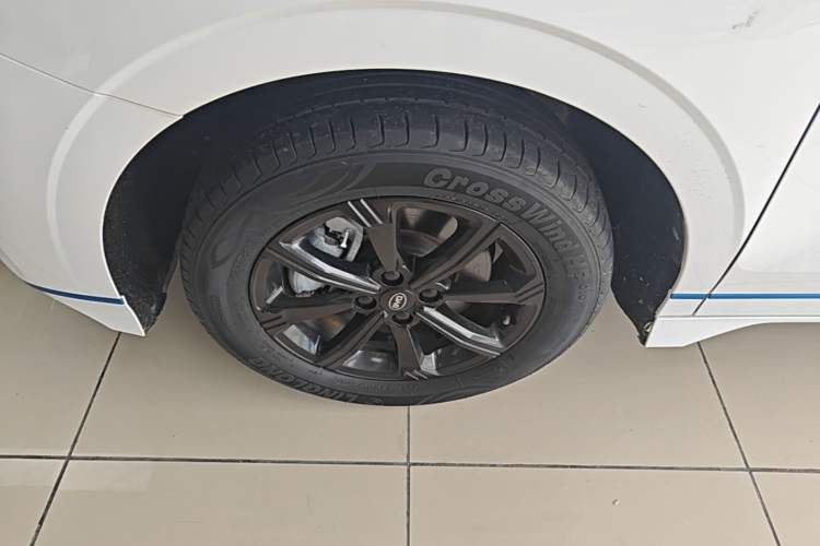 Used BYD e2 2020 Upgraded Version Long-Range Edition Luxury Model Left Front Wheel Hub