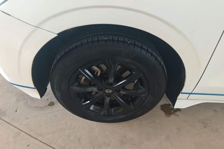 Used BYD e2 2020 Upgraded Model Standard Range Version Comfort Edition Left Front Wheel Hub