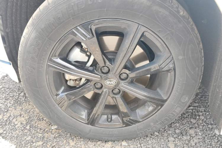 Used BYD e2 2020 Upgraded Version Long-Range Edition Luxury Model Left Front Wheel Hub