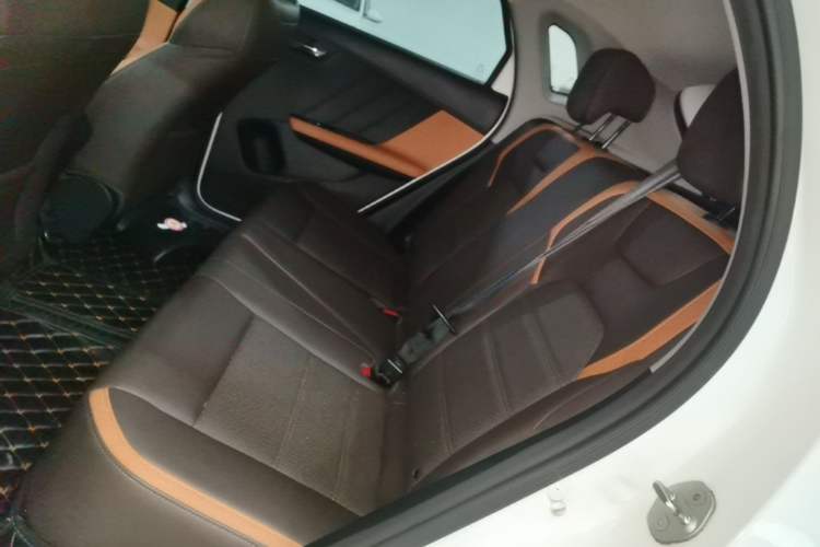 Used BYD e2 2020 Upgraded Model Standard Range Version Comfort Edition Left Rear Seat