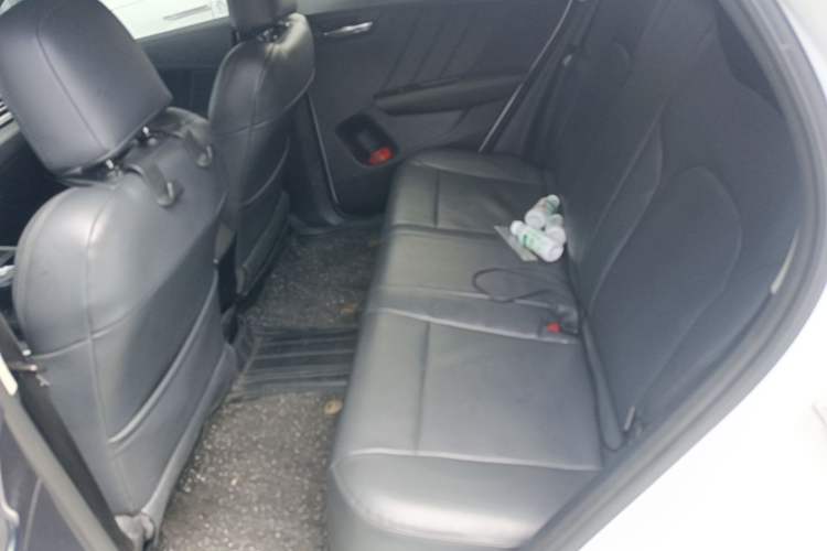 Used BYD e2 2020 Upgraded Model Standard Range Version Standard Configuration Left Rear Seat