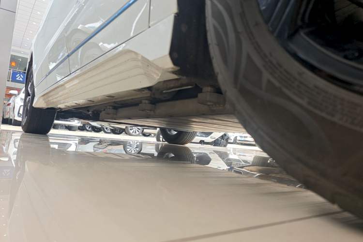 Used BYD e2 2020 Upgraded Version Long-Range Edition Luxury Model Left Side Sill