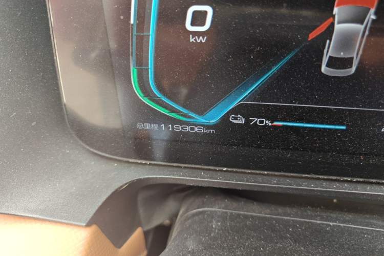 Used BYD e2 2020 Upgraded Version Long-Range Edition Luxury Model Odometer Close Up