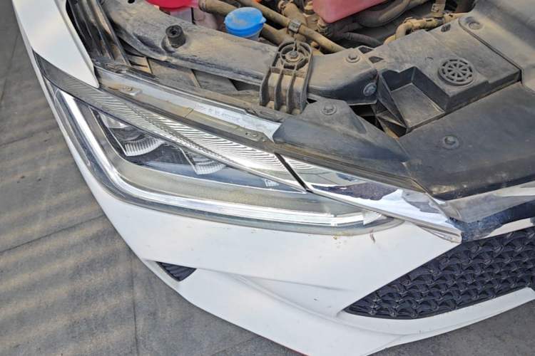 Used BYD e2 2020 Upgraded Version Extended Range Edition Premium Model Right Front Headlight