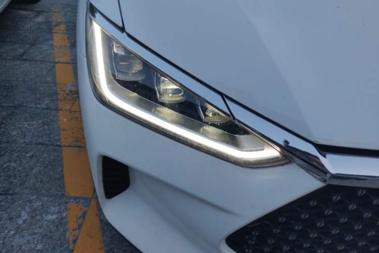 Used BYD e2 2020 Upgraded Version Extended Range Edition Premium Model Right Front Headlight