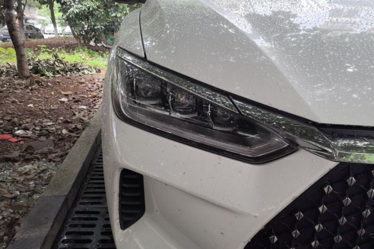 Used BYD e2 2020 Upgraded Version Long-Range Edition Luxury Model Right Front Headlight