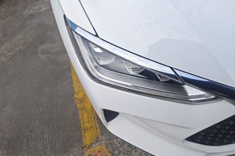Used BYD e2 2020 Upgraded Version Long-Range Edition Luxury Model Right Front Headlight