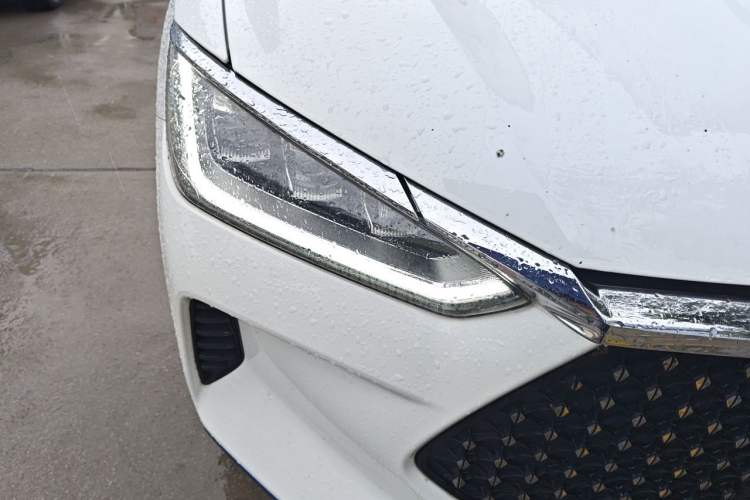 Used BYD e2 2020 Upgraded Version Long-Range Edition Luxury Model Right Front Headlight