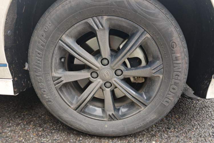 Used BYD e2 2020 Upgraded Model Standard Range Version Comfort Edition Right Front Wheel Hub
