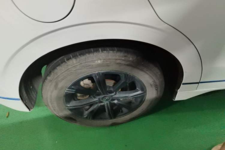 Used BYD e2 2020 Upgraded Version Long-Range Edition Luxury Model Right Rear Wheel Hub