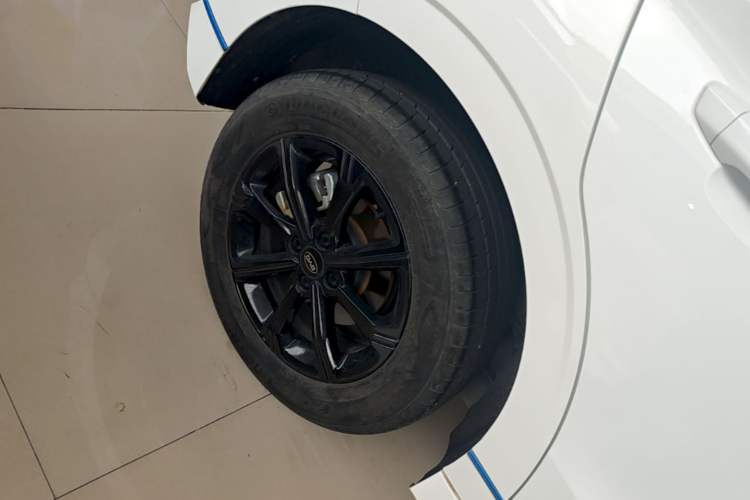 Used BYD e2 2020 Upgraded Version Long-Range Edition Luxury Model Right Rear Wheel Hub
