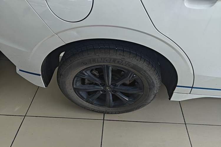 Used BYD e2 2020 Upgraded Version Extended Range Edition Premium Model Right Rear Wheel Hub
