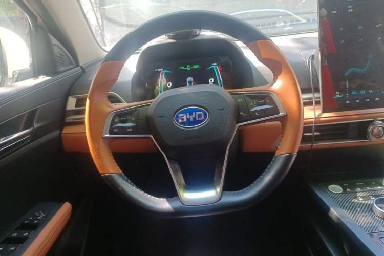 Used BYD e2 2020 Upgraded Version Long-Range Edition Luxury Model Steering Wheel