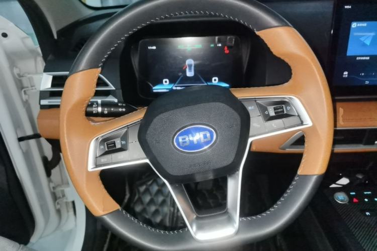 Used BYD e2 2020 Upgraded Model Standard Range Version Comfort Edition Steering Wheel