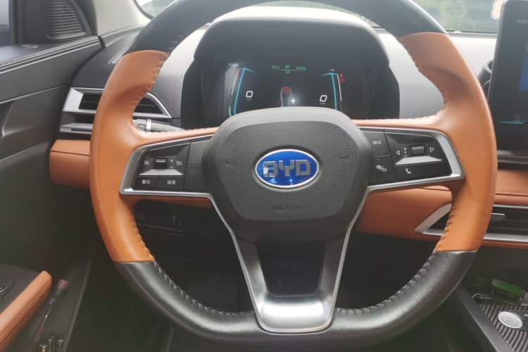 Used BYD e2 2020 Upgraded Model Standard Range Version Comfort Edition Steering Wheel