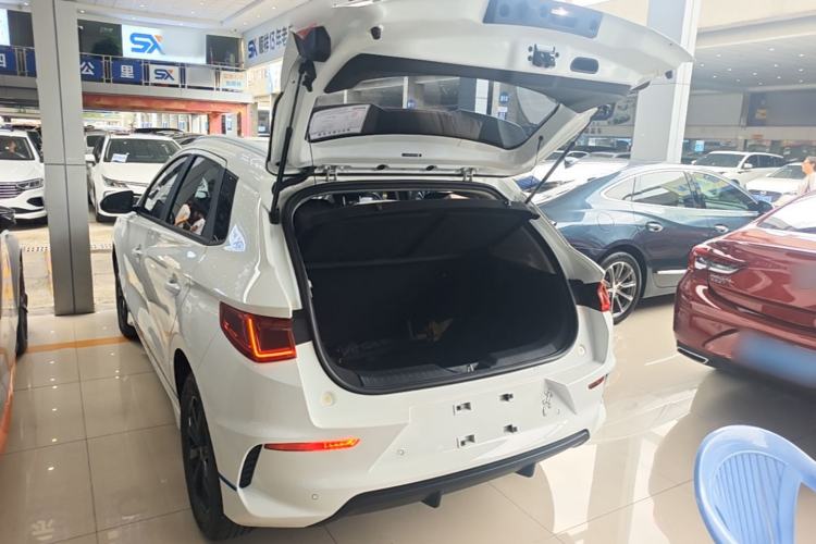 Used BYD e2 2020 Upgraded Version Long-Range Edition Luxury Model Trunk