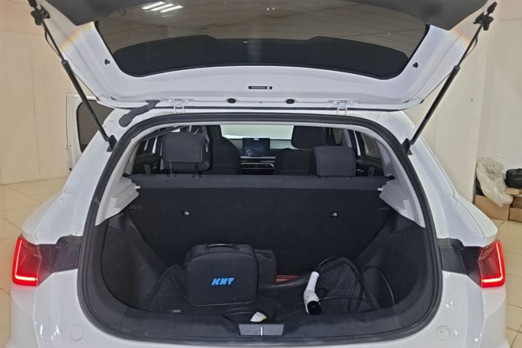 Used BYD e2 2020 Upgraded Model Standard Range Version Standard Configuration Trunk
