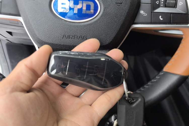 Used BYD e2 2020 Upgraded Version Long-Range Edition Luxury Model Vehicle Key