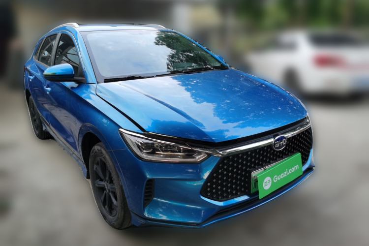 Used BYD e2 2021 Luxury Model Front Right 45 Deg
