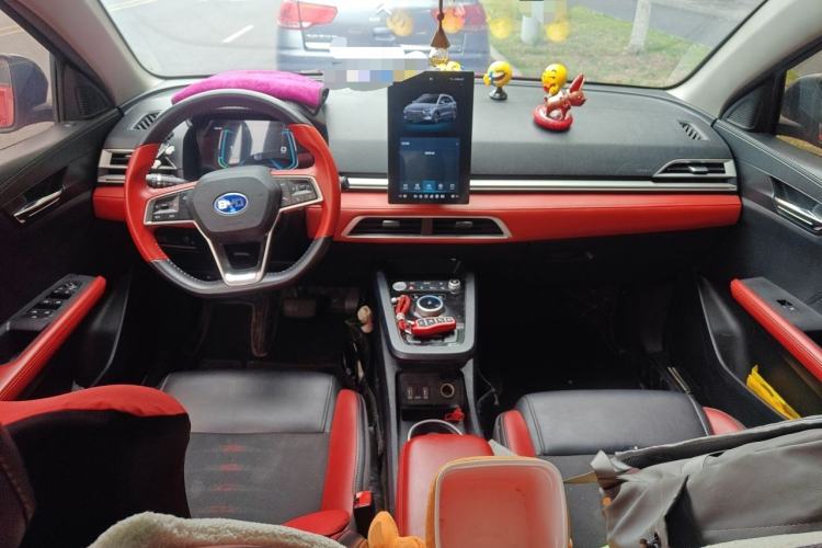 Used BYD e2 2021 Deluxe Model Center Console