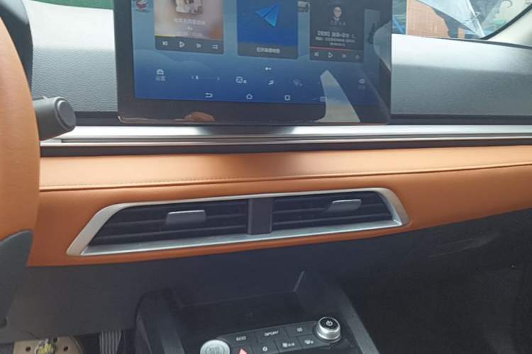 Used BYD e2 2021 Luxury Model Audio And AC Panel