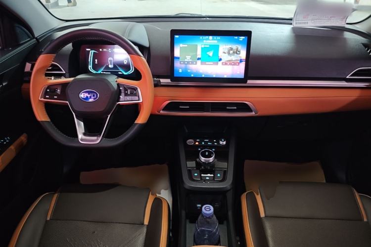 Used BYD e2 2021 Luxury Model Center Console
