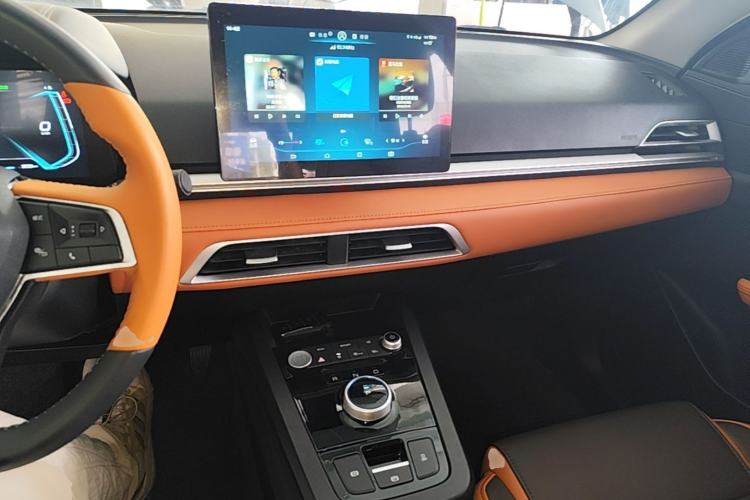 Used BYD e2 2021 Luxury Model Center Console