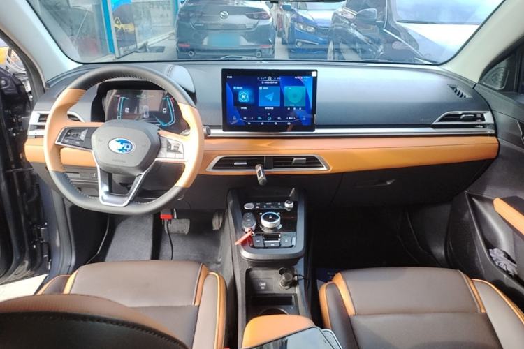 Used BYD e2 2021 Luxury Model Center Console